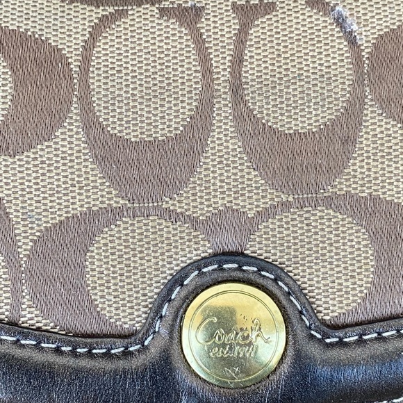 Coach Brown and Tan Signature Wallet - Picture 2 of 10